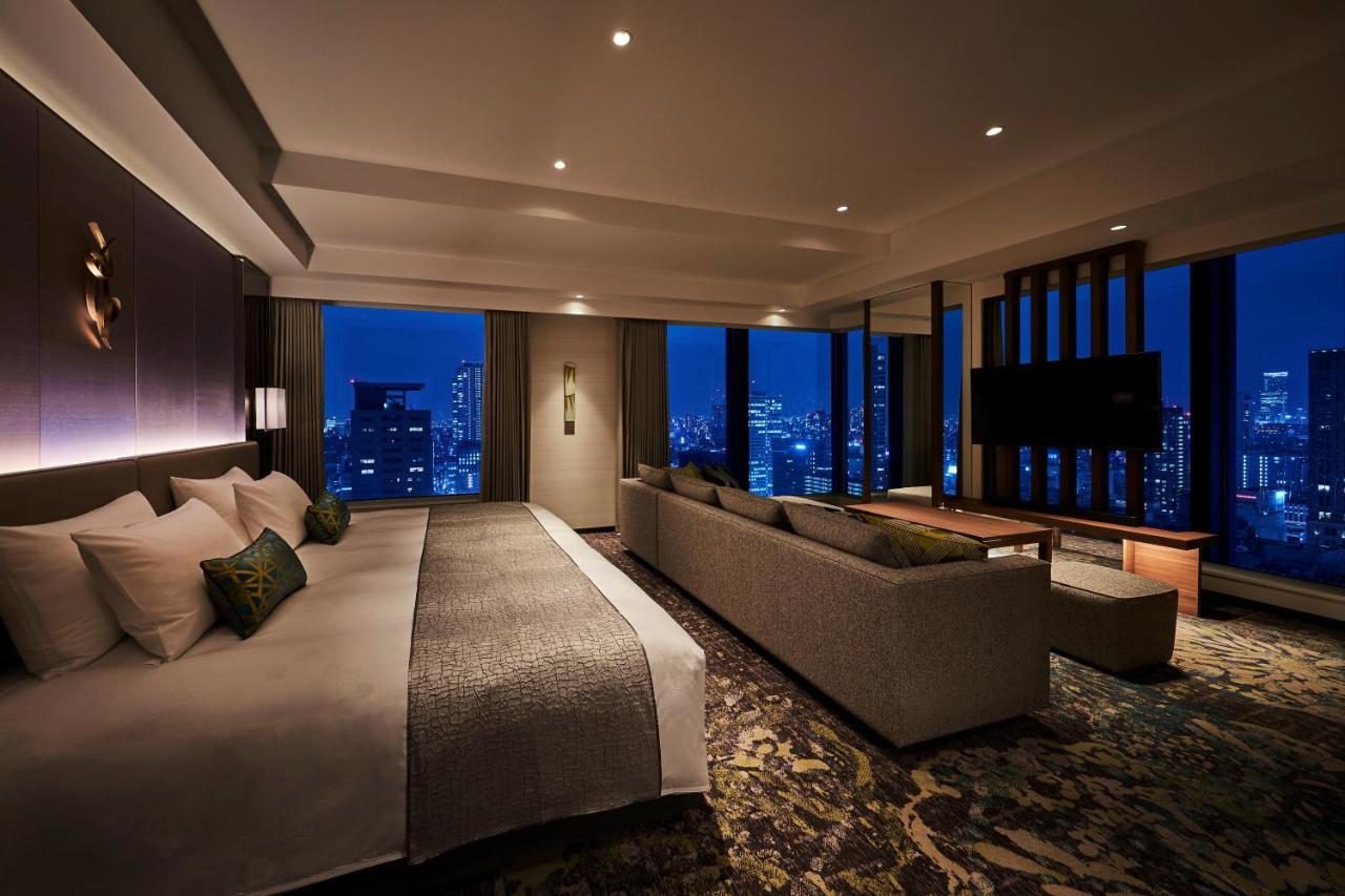 The Royal Park Iconic Midosuji Hotel Ōsaka